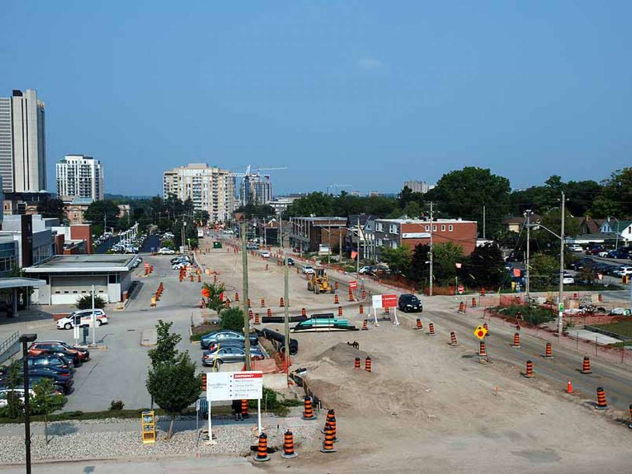 September 2015: construction moves to the south side of King Street