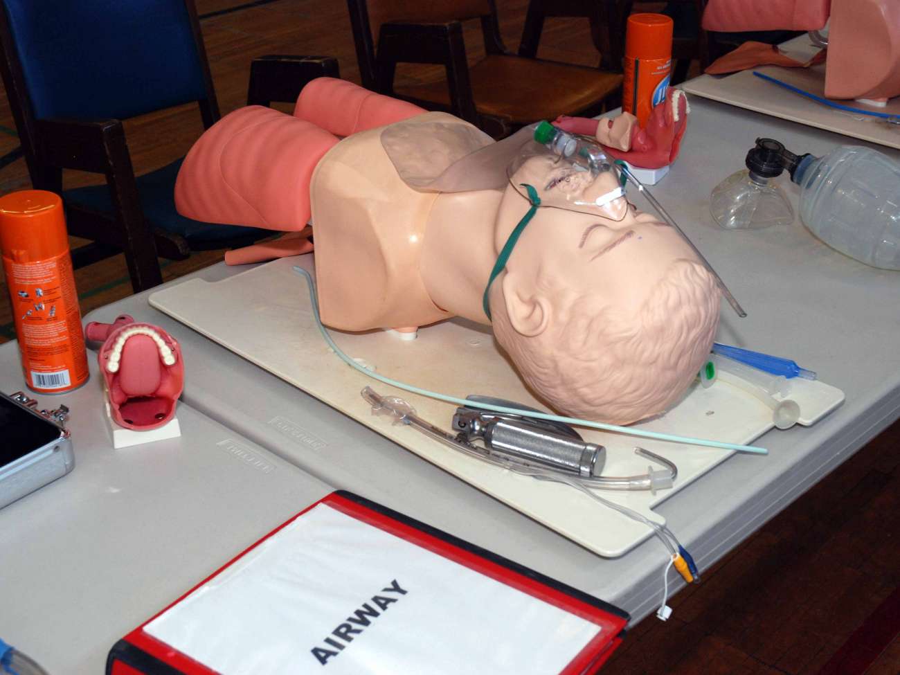 A demonstration model for advanced trauma life support training
