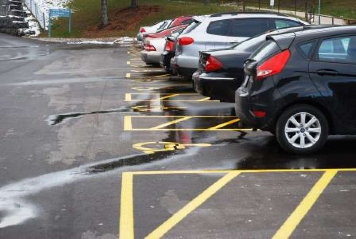 Accessible parking at GRH's Freeport Campus