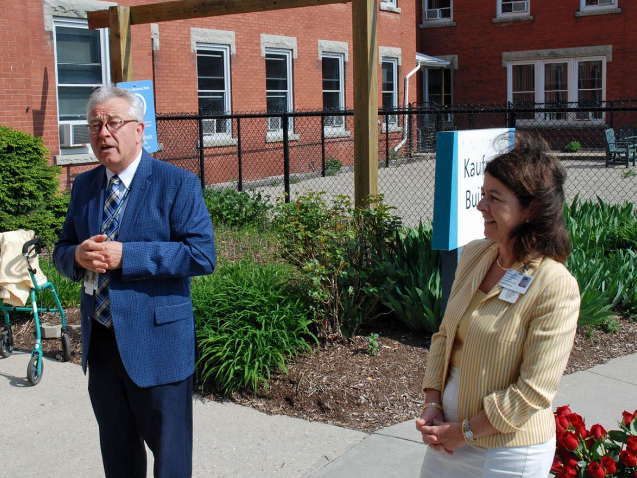 GRH president Malcolm Maxwell and vice president Judy Linton welcome the graduates back to GRH