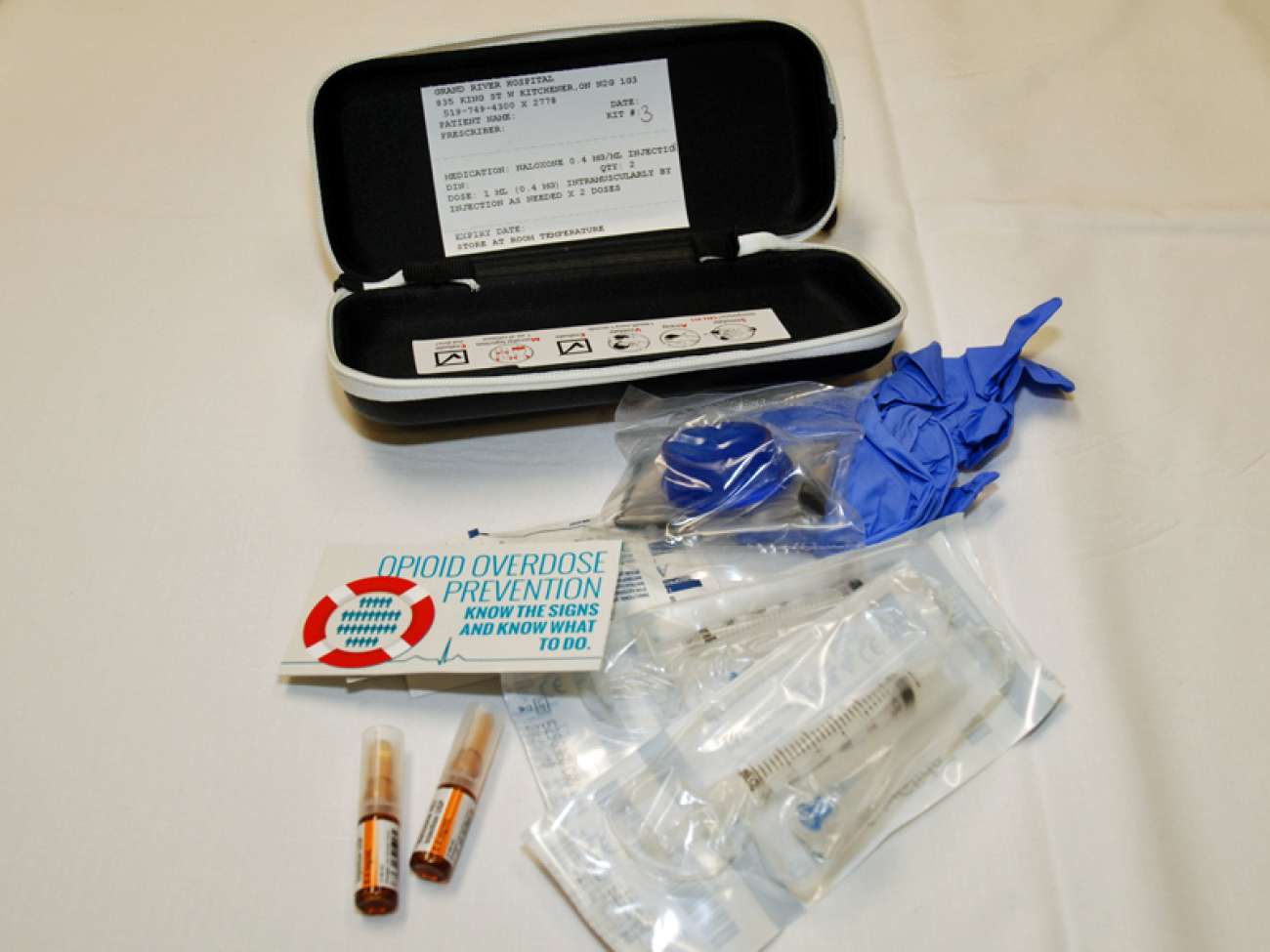 The contents of a naloxone rescue kit.
